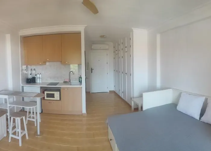 Apartment Studio Apartment *